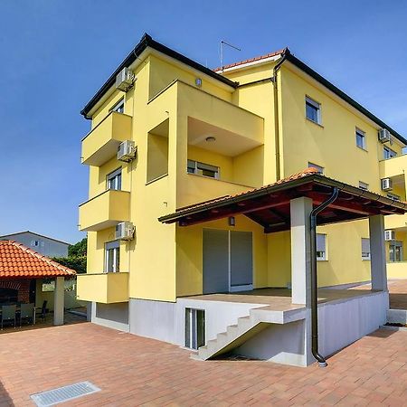 Apartments Kralj Medulin Exterior foto