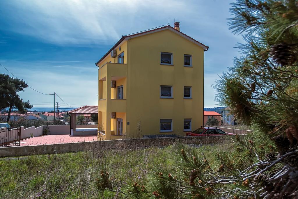 Apartments Kralj Medulin Exterior foto